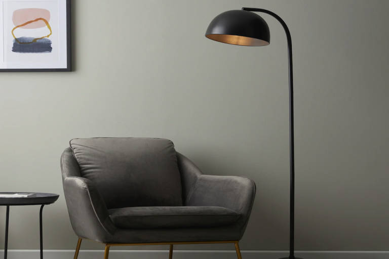 Effortless Floor Lamp Installation