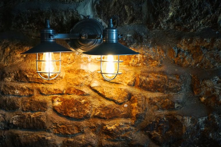 Industrial Chic: Studio Loft Steampunk Copper Pipe Edison Wall Lamp